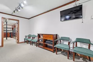 2545 Garfield Ave, Minneapolis, MN 55405 - Photo 3
