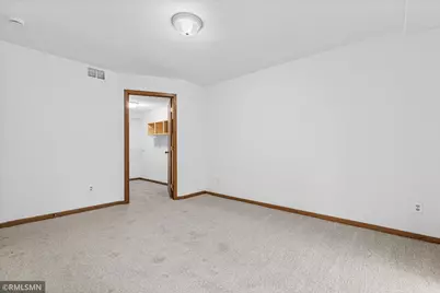 453 Hunter Hill Road, Hudson, WI 54016 - Photo 21