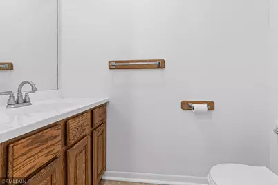 453 Hunter Hill Road, Hudson, WI 54016 - Photo 5