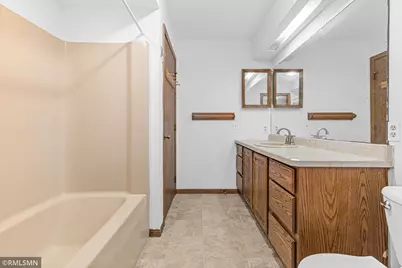 453 Hunter Hill Road, Hudson, WI 54016 - Photo 23