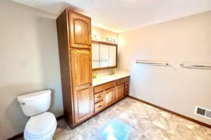 1350 Hillside St, Hastings, MN 55033 - Photo 23