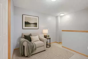 11211 Kinsley St, Eden Prairie, MN 55344 - Photo 13