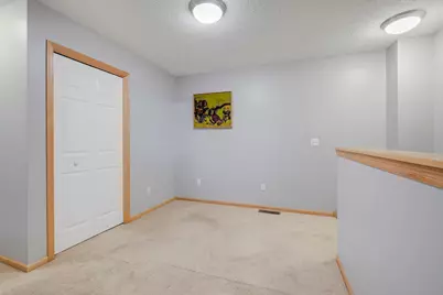 11211 Kinsley Street, Eden Prairie, MN 55344 - Photo 15