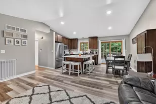 4340 57th St NW, Rochester, MN 55901 - Photo 5