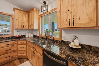 101 Sunset Drive, Saint Martin, MN 56376 - Photo 11
