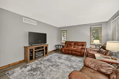 800 6th Street NW, Austin, MN 55912 - Photo 3