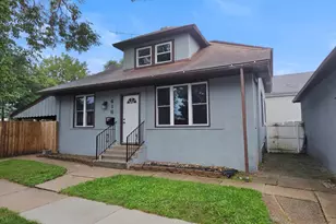 416 4th Ave SW, Chisholm, MN 55719 - Photo 1