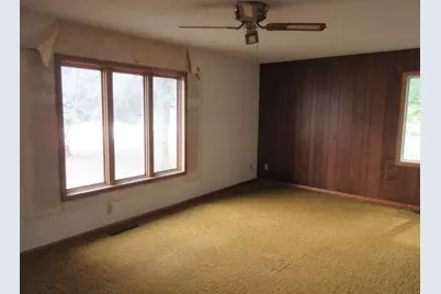 1029 Elm Avenue, Hallock, MN 56728 - Photo 29