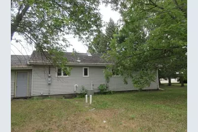 1029 Elm Avenue, Hallock, MN 56728 - Photo 5