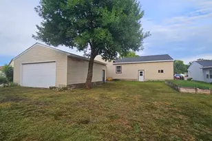 203 Euclid Ave, Milroy, MN 56263 - Photo 25