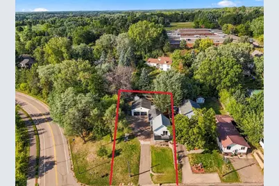 924 Maple Street W, Stillwater, MN 55082 - Photo 25
