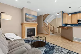 15649 Eagleview Way, Apple Valley, MN 55124 - Photo 7