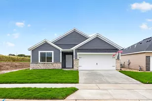 1804 Dale Pl SE, Pine Island, MN 55963 - Photo 1