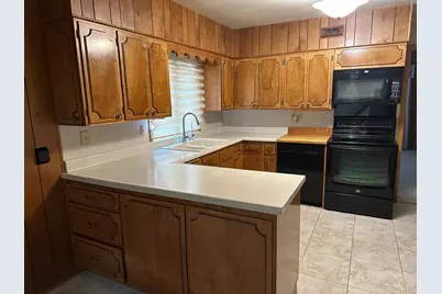 425 Hollett Street, Tracy, MN 56175 - Photo 5
