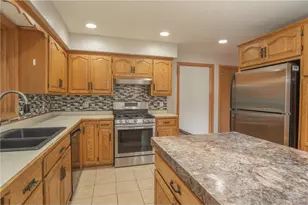 5245 Clayton Dr, Maple Plain, MN 55359 - Photo 5