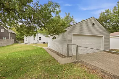 808 5th Avenue SE, Saint Cloud, MN 56304 - Photo 25