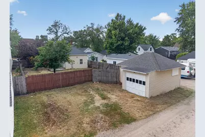 104 2nd Street NE, Barnesville, MN 56514 - Photo 3