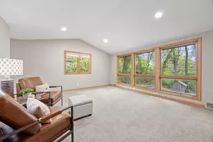 3346 Kyle Ave N, Golden Valley, MN 55422 - Photo 9