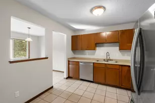 5137 Balmoral Ln, Bloomington, MN 55437 - Photo 13