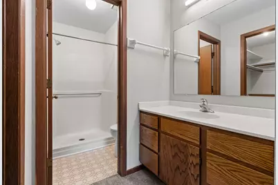 5137 Balmoral Lane, Bloomington, MN 55437 - Photo 17