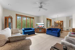 1588 Blackhawk Lake Dr, Eagan, MN 55122 - Photo 9