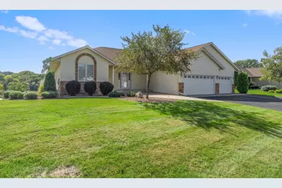 1588 Blackhawk Lake Drive, Eagan, MN 55122 - Photo 5