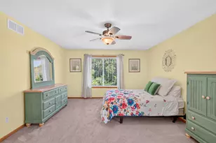 703 Maple Hills Dr, Maplewood, MN 55117 - Photo 27