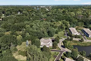 703 Maple Hills Dr, Maplewood, MN 55117 - Photo 45