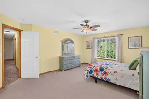 703 Maple Hills Dr, Maplewood, MN 55117 - Photo 29