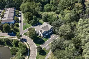 703 Maple Hills Dr, Maplewood, MN 55117 - Photo 51