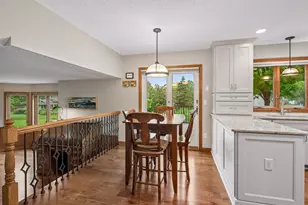 15019 Village Woods Dr, Eden Prairie, MN 55347 - Photo 19