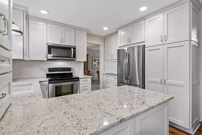 15019 Village Woods Drive, Eden Prairie, MN 55347 - Photo 15