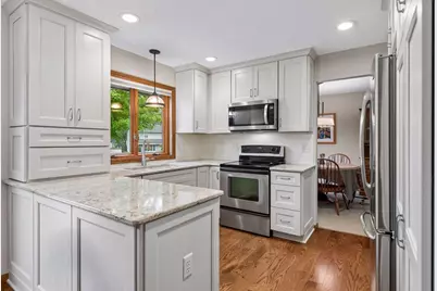 15019 Village Woods Drive, Eden Prairie, MN 55347 - Photo 17