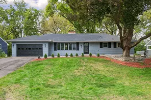 5932 Walnut Dr, Edina, MN 55436 - Photo 3