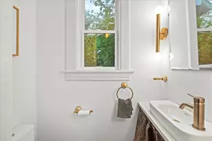 2031 Lincoln Ave, Saint Paul, MN 55105 - Photo 27