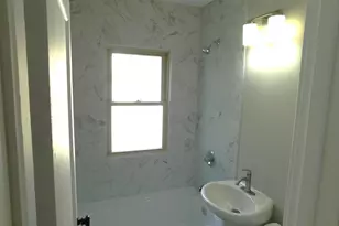 1885 Hawthorne Ave E, Saint Paul, MN 55119 - Photo 5