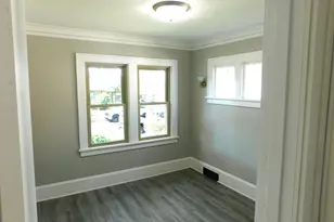 1885 Hawthorne Ave E, Saint Paul, MN 55119 - Photo 7