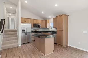 710 Erin Circle, Green Isle, MN 55338 - Photo 9