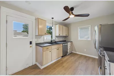 3748 5th Avenue S, Minneapolis, MN 55409 - Photo 11