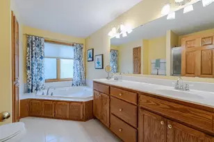 14042 Forest Ln, Apple Valley, MN 55124 - Photo 49