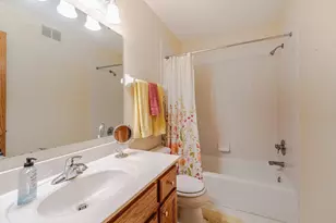 14042 Forest Ln, Apple Valley, MN 55124 - Photo 39