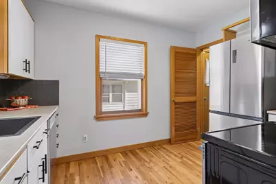 776 Parkview Avenue, Saint Paul, MN 55117 - Photo 13