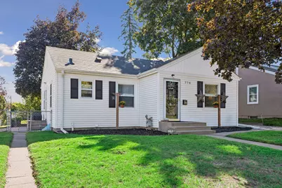 776 Parkview Avenue, Saint Paul, MN 55117 - Photo 1