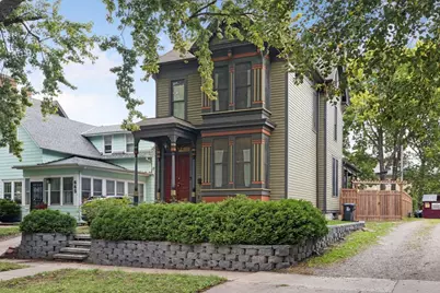 667 5th Street E, Saint Paul, MN 55106 - Photo 1