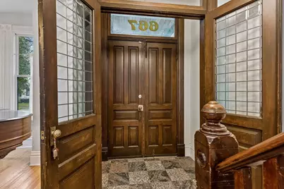 667 5th Street E, Saint Paul, MN 55106 - Photo 5