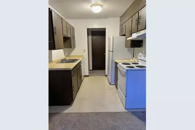 417 S Wasson Lane #207, River Falls, WI 54022 - Photo 7