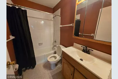 2800 Hillsboro Avenue N #315, New Hope, MN 55427 - Photo 9