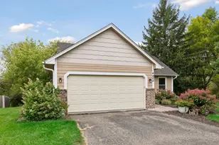 4482 Oak Pond Rd, Eagan, MN 55123 - Photo 3