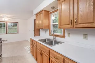 416 21st Ave S, South Saint Paul, MN 55075 - Photo 9