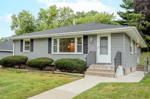 416 21st Ave S, South Saint Paul, MN 55075 - Photo 1